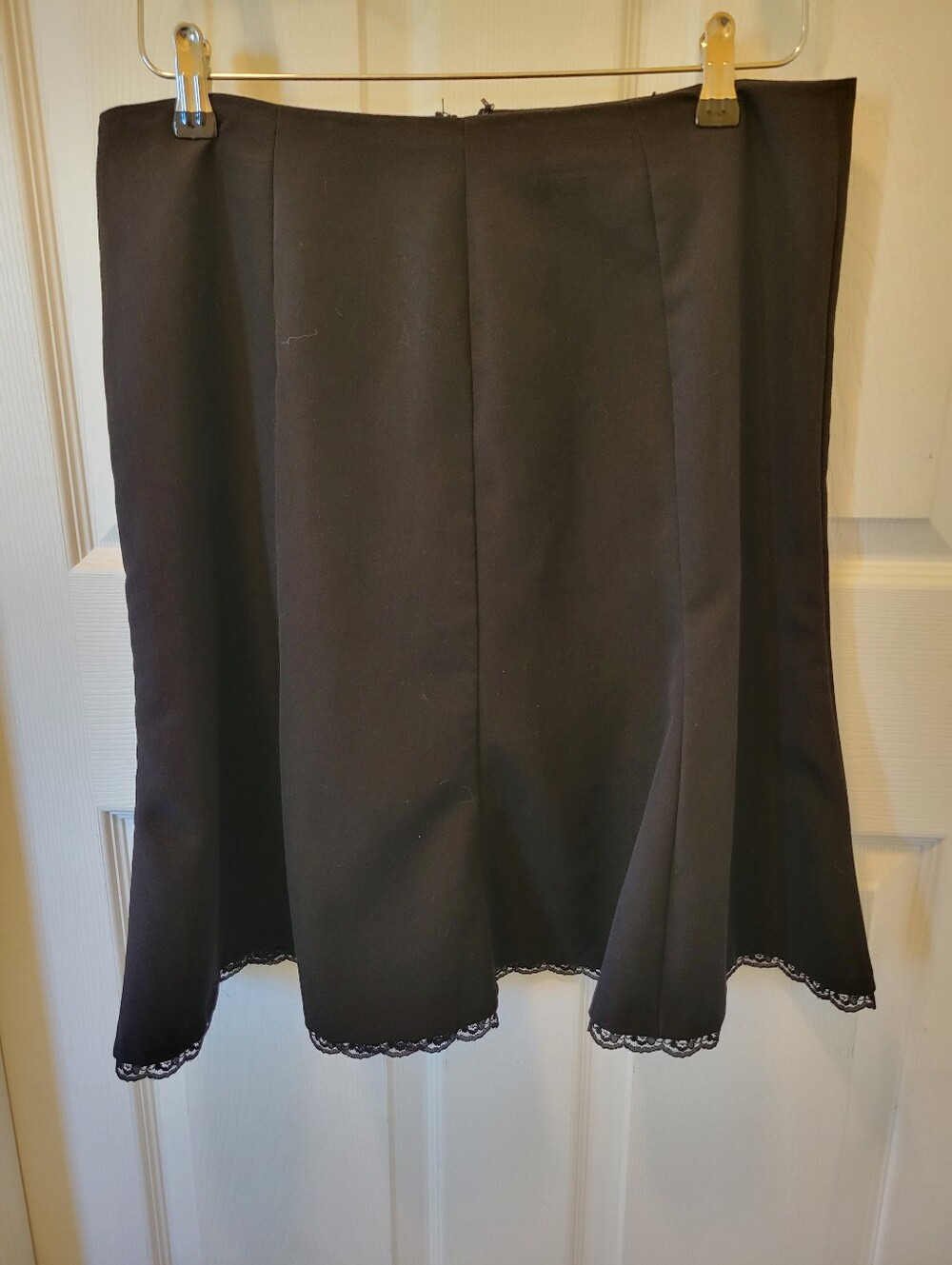 Womens Sz. 14 Black Stretch Midi Skirt